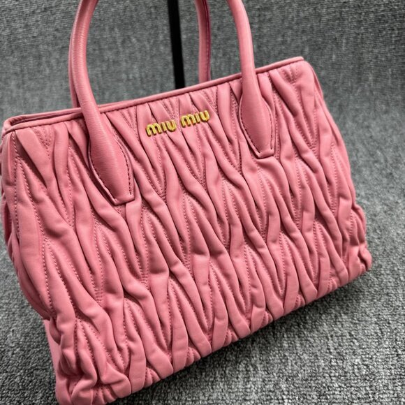 Miu Miu Leather Shoulder Bag 675-040125 - Picture 3 of 16